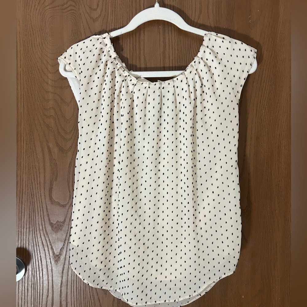 LC Lauren Conrad Cream Ruched Blouse